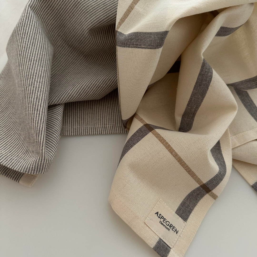Aspegren Geschirrtuch Pinstripes – Pepper