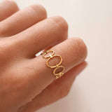 Victoire Collection Damenring mit ovalen Ringen – Edelstahl Gold