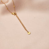 Victoire Collection Halskette mit rundem Anhänger – Edelstahl