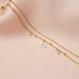 Victoire Collection Armband mit Perlmuttblume – Gold