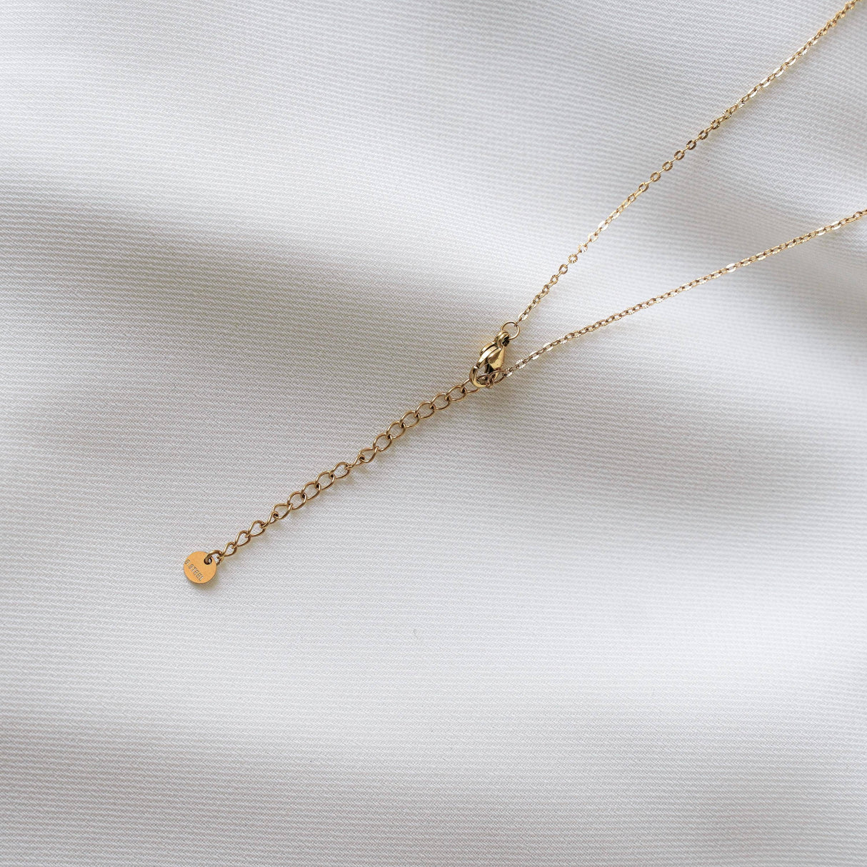 Victoire Collection Halskette Blume mit Perlmutt – Gold