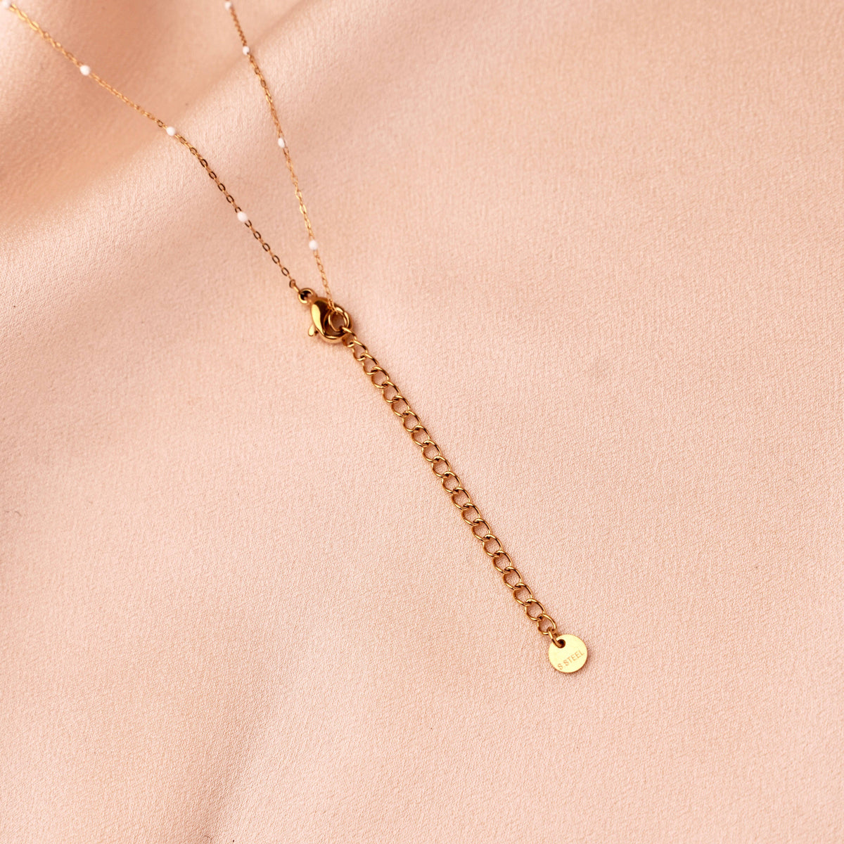 Victoire Collection Halskette mit Sonnen-Anhänger – Edelstahl