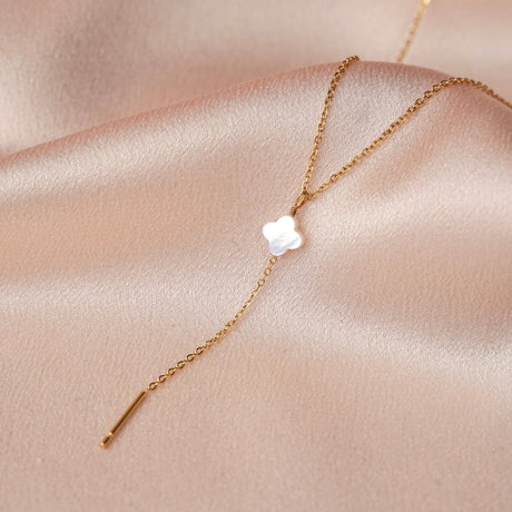 Victoire Collection Halskette mit Kleeblatt aus Perlmutt – Gold
