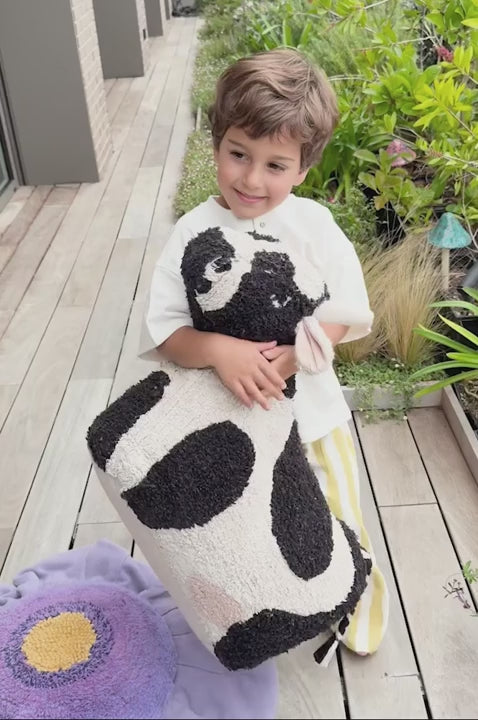 Lorena Canals Kinderpouf Lola the Cow – Kuh-Pouf, 60 × 40 cm