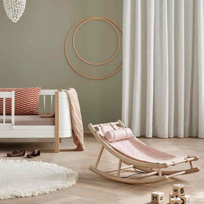 Oliver Furniture Kleinkindwippe Kinderwippe Wippe Kinderzimmer Kindermöbel Kinderzimmerausstattung