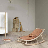 Oliver Furniture Wood Baby und Kleinkindwippe Eiche Karamell Kinderzimmer Babyzimmer Kindermöbel