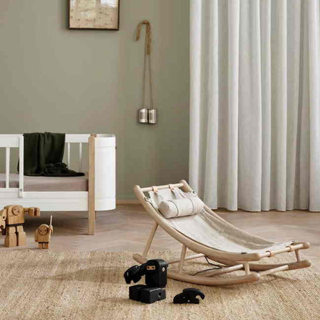 Wood Baby und Kleinkindwippe Eiche Natur Kinderzimmer Kindermöbel Babyausstattung