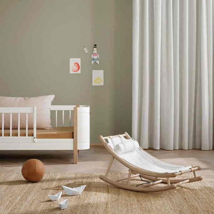 Oliver Furniture Wood Baby- und Kleinkindwippe Eiche Weiss Kinderzimmer Kindermöbel 