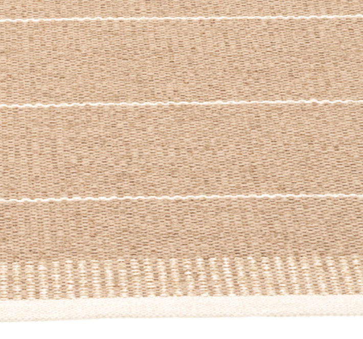 Pappelina Outdoorteppich Teppich für den Garten Schwedeteppich Teppich für den Balkon Buscuit 230x320