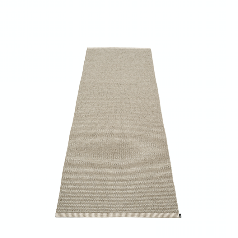 Mono, dark linen