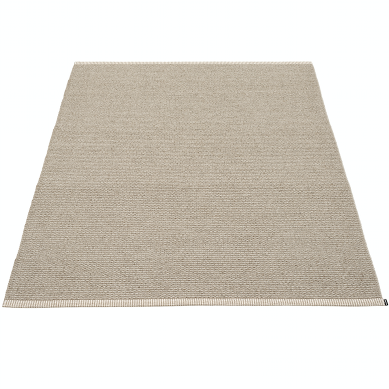 Mono, dark linen