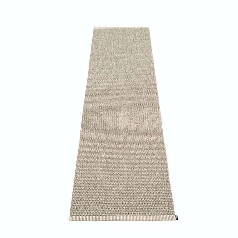 Mono, dark linen