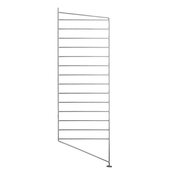 String Furniture für den Aussenbereich Bodenleiter verzinkt